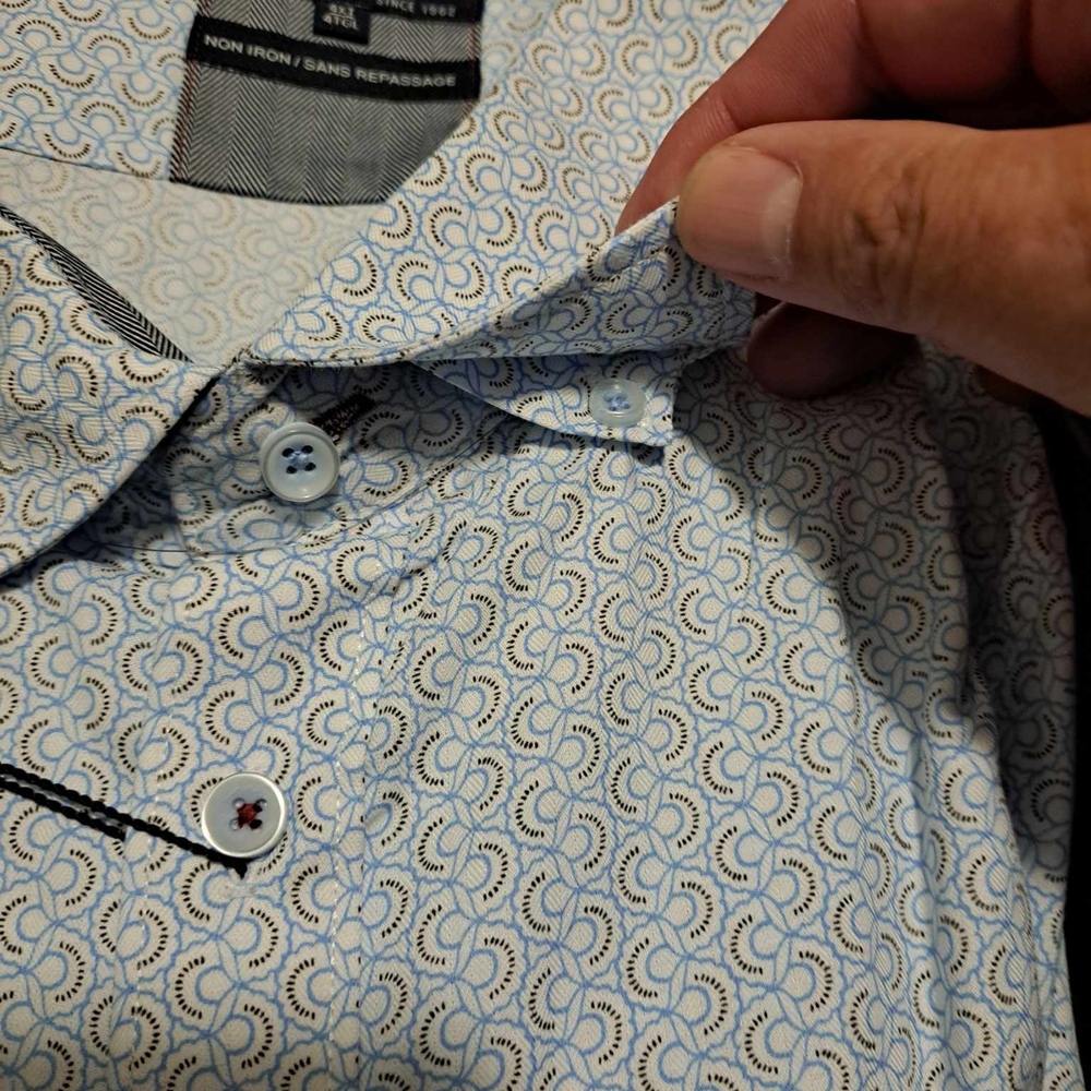 Daniel Hechter Men's Geometric Blue and White Dress Shirt - Picture 6 of 8